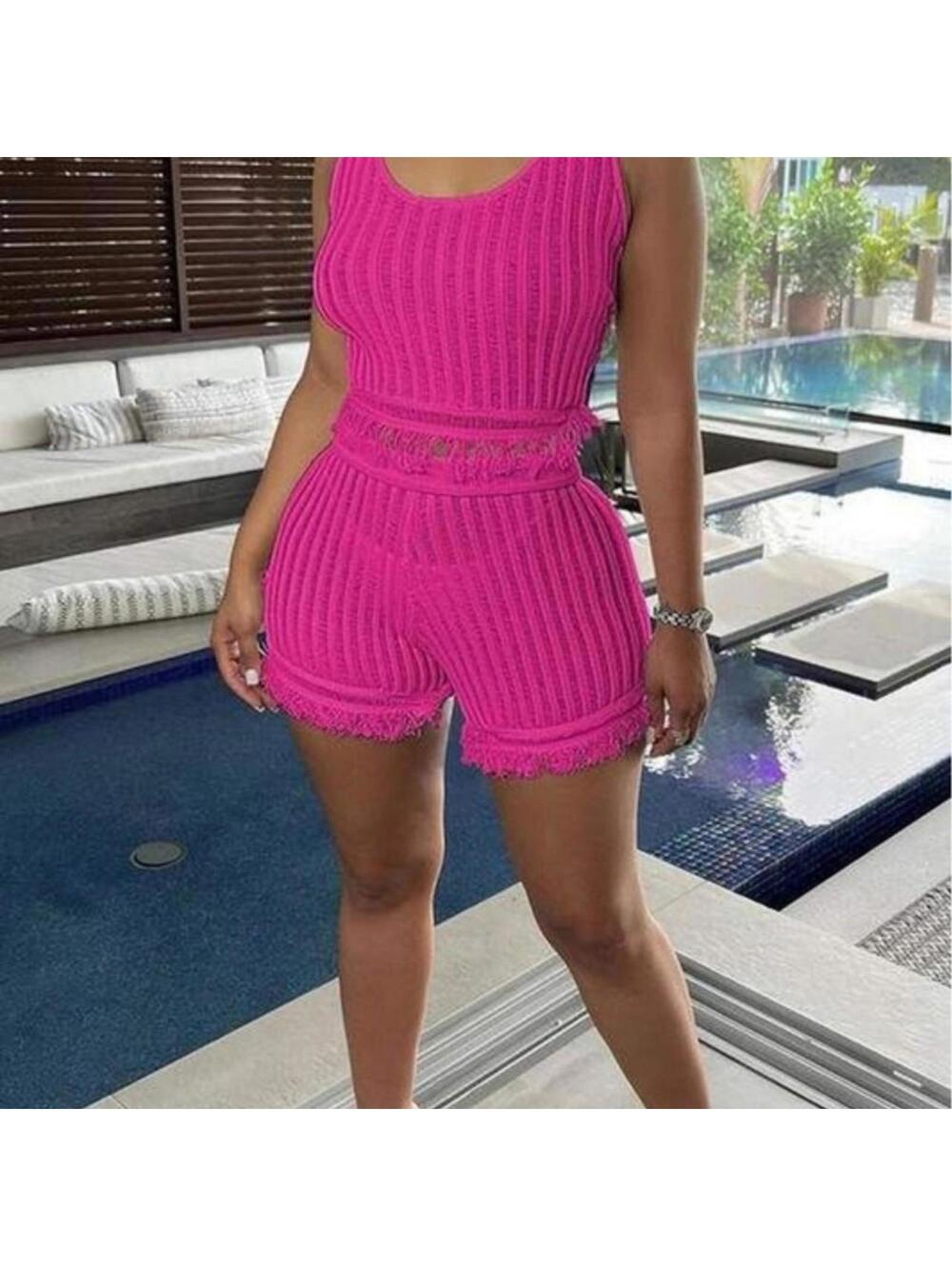 UNIQUE PINK BADDIE SHORT SET
